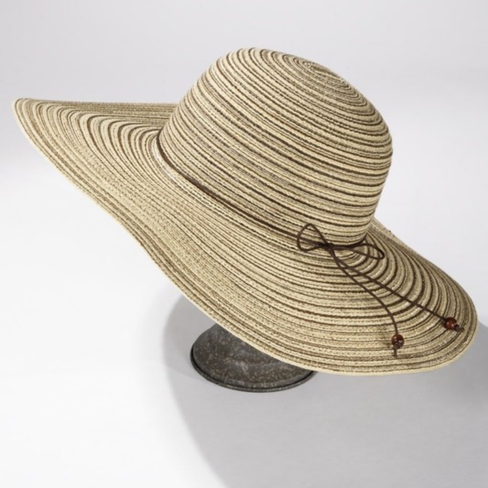 Elegant Tan Wide-Brimmed Hat